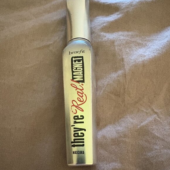Benefit They're Real! Magnent Mascara Full Size - Picture 1 of 1